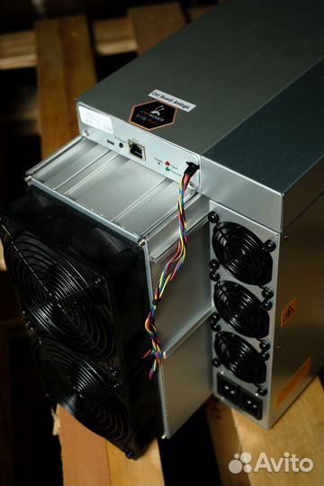 Майнер Antminer S19j Pro 104TH с размещением