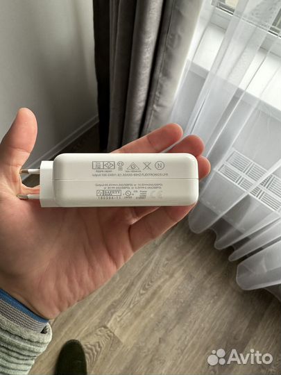 Адаптер питания apple