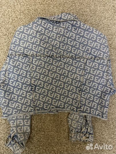 Джинсовая куртка