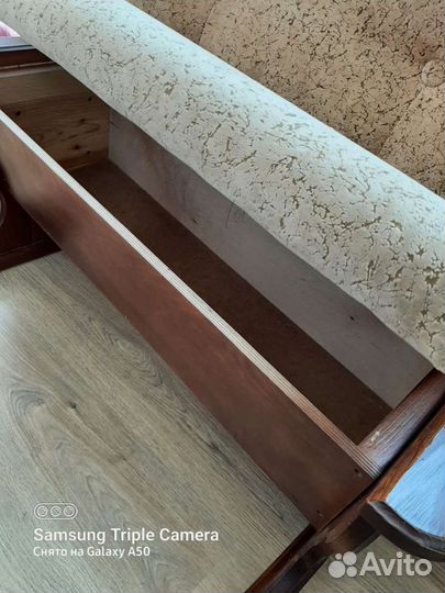 Кухонные скамьи с ящиками для хранения. 2 шт