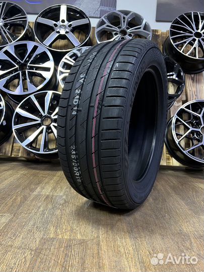 Kumho Ecsta PS71 245/40 R18 93Y