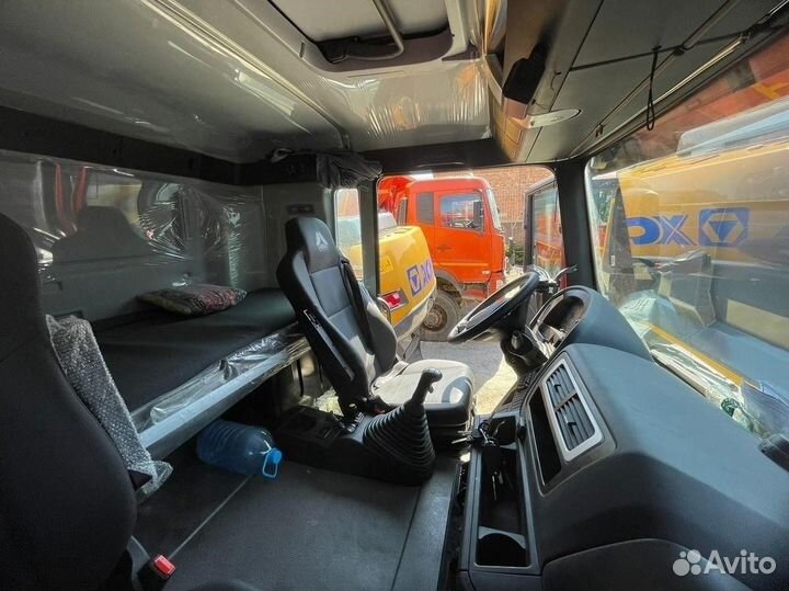 SITRAK ZZ3316V306ME, 2023