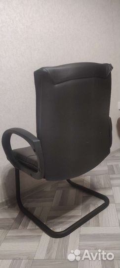 Конференц кресло