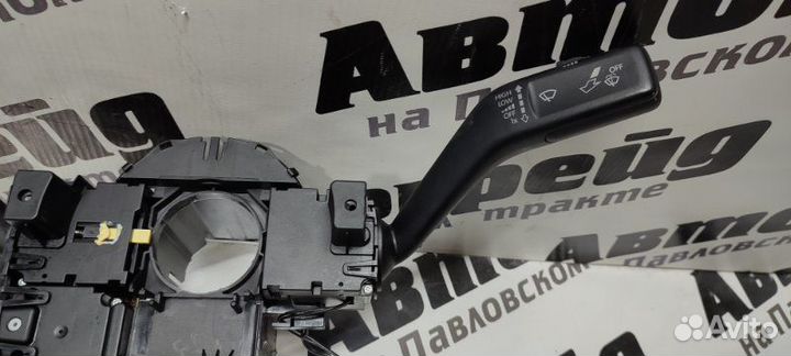 Блок подрулевых переключателей Volkswagen Passat