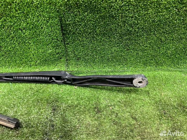 Дворник лобового стекла левый Volkswagen Polo