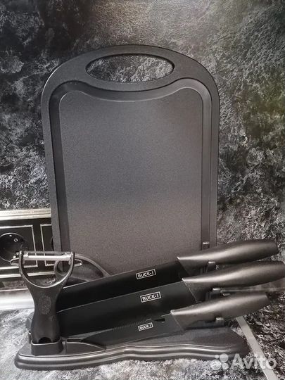 Набор кухонных ножей новый