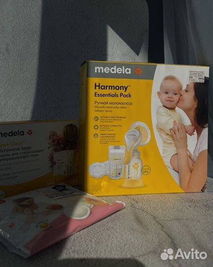 Молокоотсос ручной medela