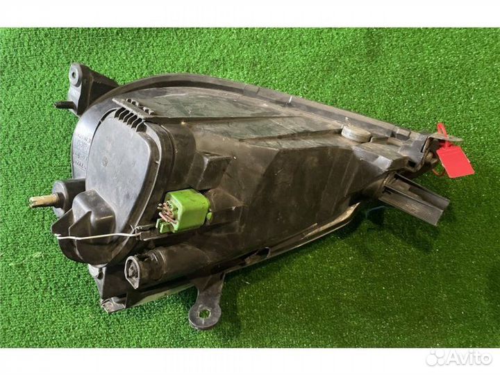 Фара правая Ford Ka 1.2 2001