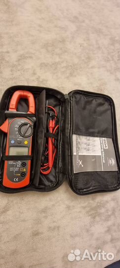 UNI-T UT204 — клещи токоизмерительные цифровые