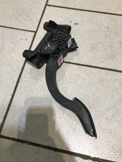 Педаль газа Hyundai Grand Starex TQ