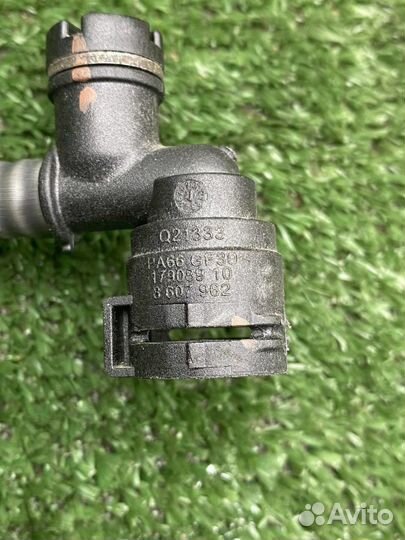 Трубка расширительного бачка BMW X1, F48, F49