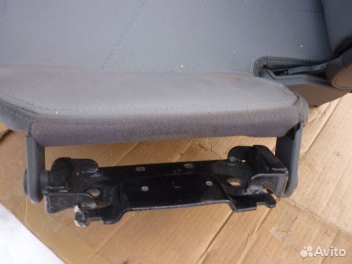 Кресло багажника Pajero 2, складнoе