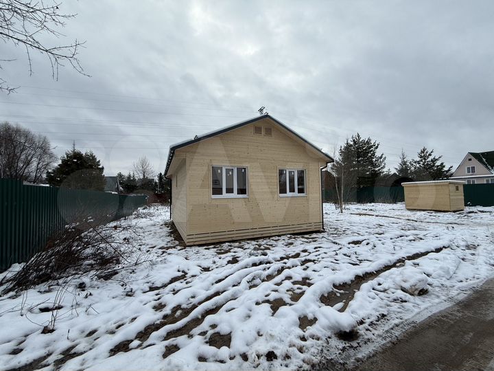 Дом 56 м² на участке 11 сот.