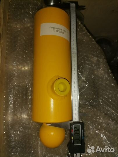 Гидроцилиндр переключения шибера для бетононасоса
