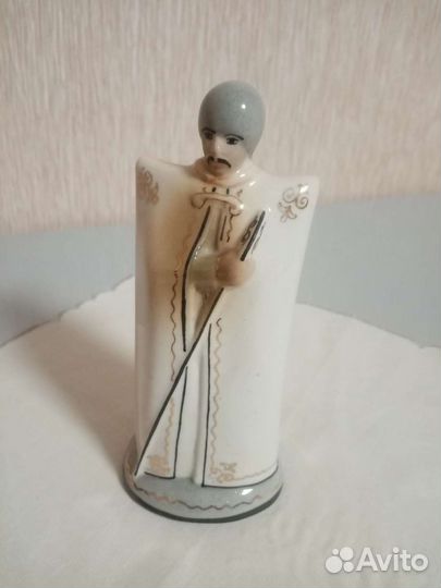 Статуэтка фарфор. Джигит. СССР