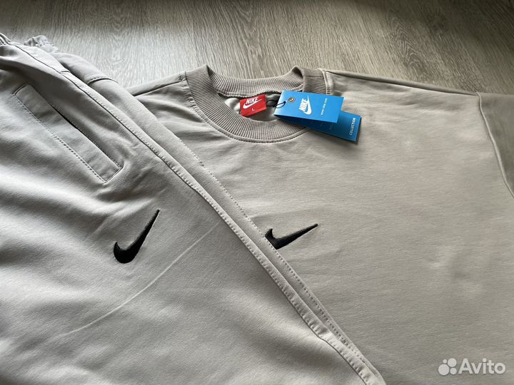 Спортивный костюм nike штаны + кофта