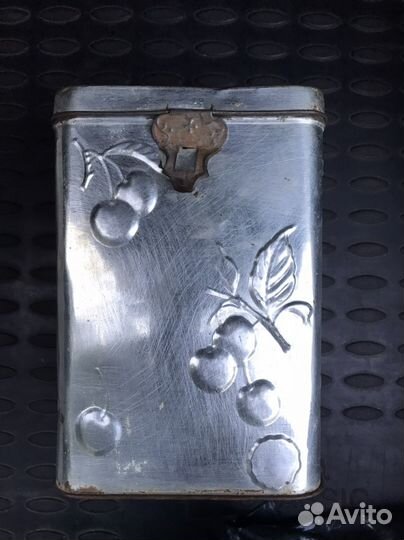 Коробка жесть (до 1917г) зубной порошок; коробка ж