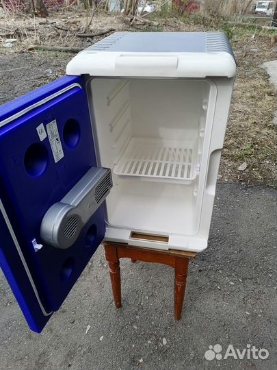 Продам автомобильный холодильник