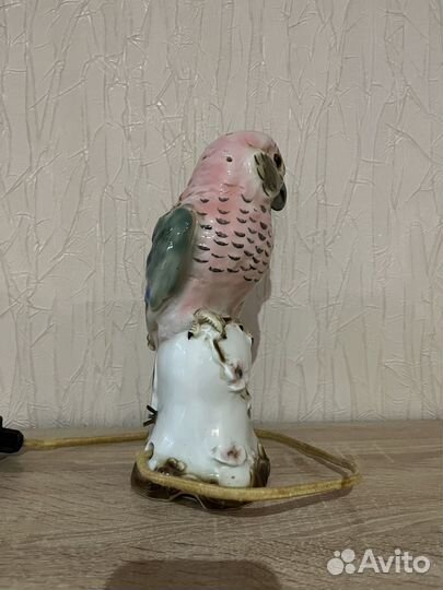 Фарфоровая статуэтка-светильник попугай ГДР