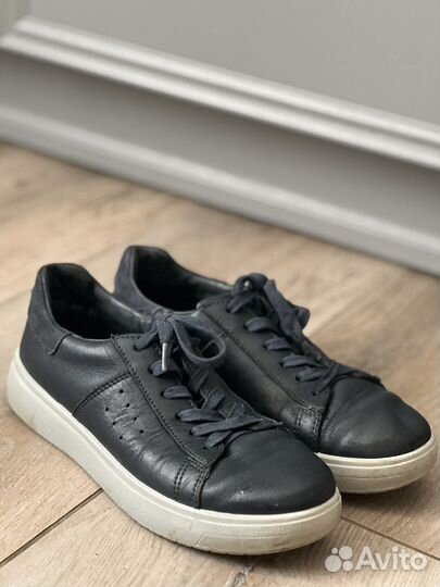 Полуботинки