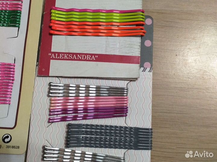 Невидимки для волос