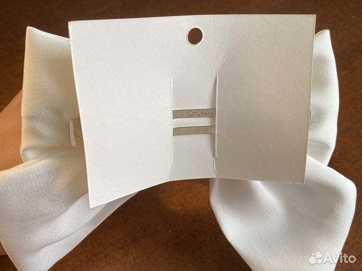 Бант на заколке