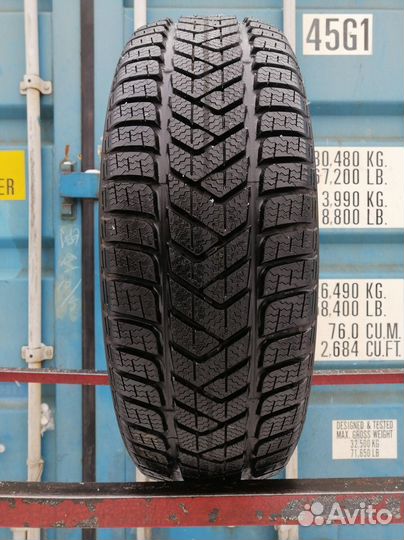 Pirelli Winter Sottozero 3 215/65 R16 98H