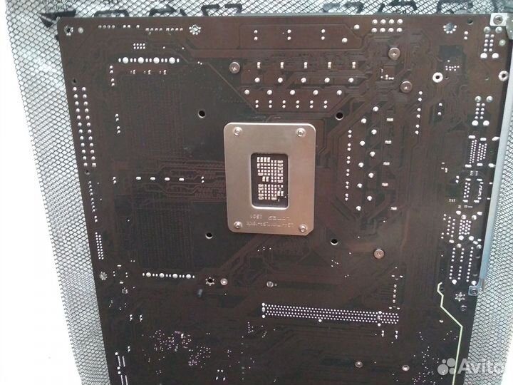 Материнские платы Gigabyte