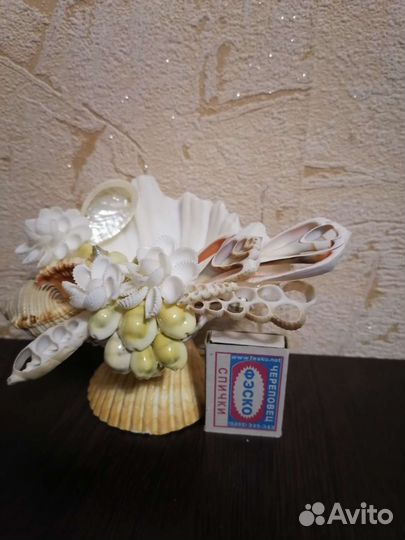 Статуэтка сувенир из ракушек