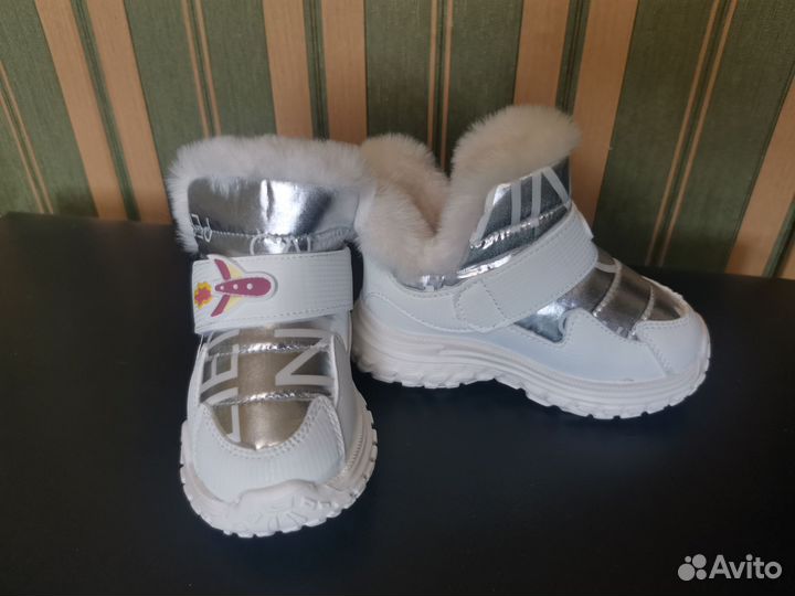 Ботинки детские на липучке