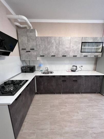 1-к. квартира, 42 м², 6/10 эт.