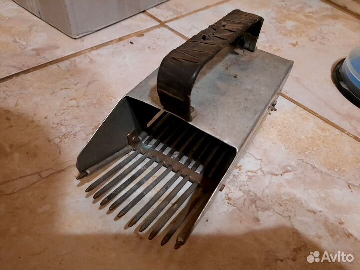 Комбайн для сбора ягод СССР