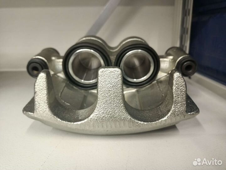 Суппорт передний тормозной правый Fiat, PSA