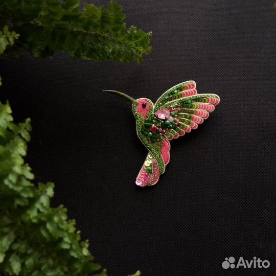 Брошь Колибри