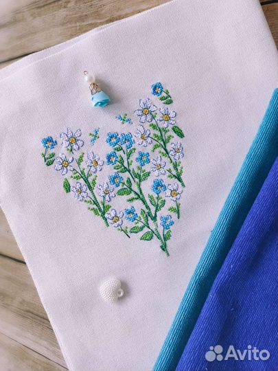 Готовая вышивка крестом, ручная работа