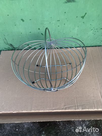 Ваза для фруктов.Металл