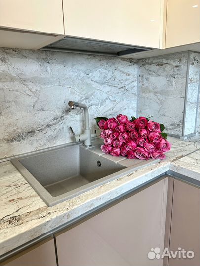 Угловая кухня на заказ. Фабрика в Челябинске