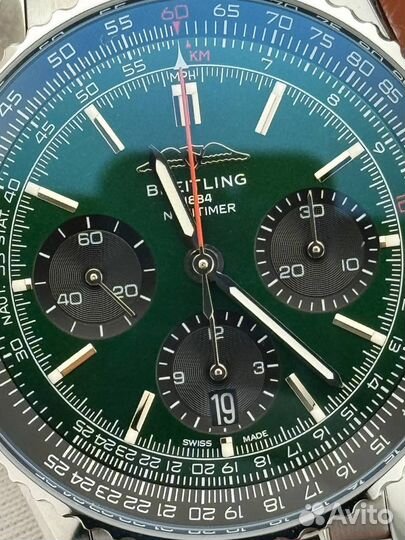 Часы Breitling Navitimer Green Dial