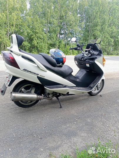 Продам макси скутер Suzuki Skywave 400