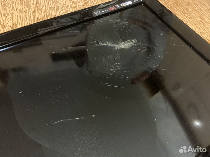 Телевизор на запчасти samsung