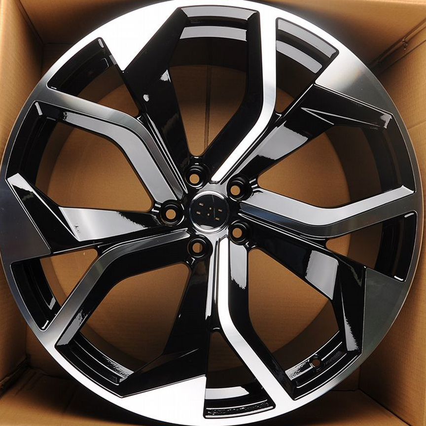 Литые диски Audi 10×R22 5×112
