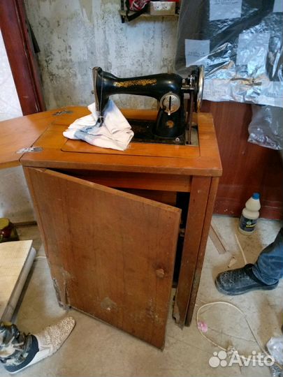 Швейная машина Подольск