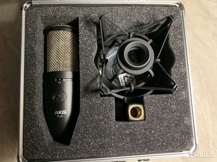 Микрофон akg p420