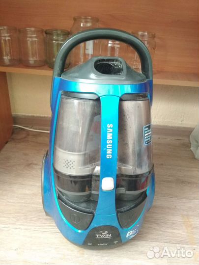 Пылесос Samsung SC88 SC8859