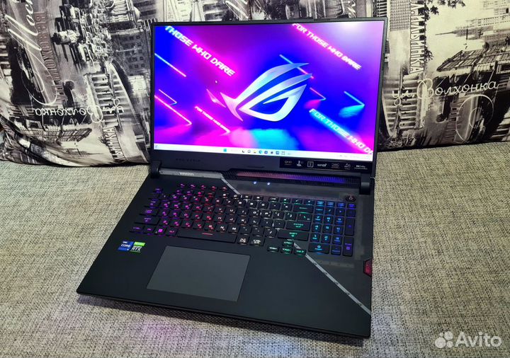 Asus ROG Strix Scar 17 i7 12700H / RTX 3060 / 2K