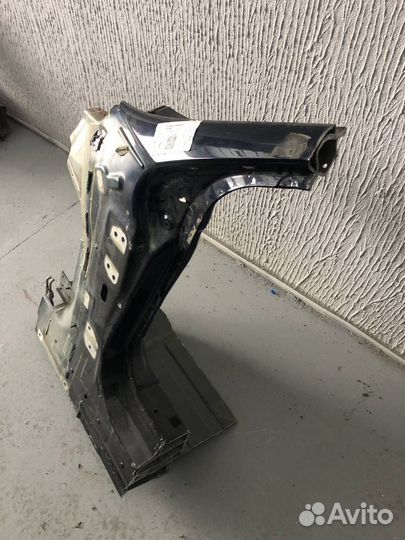 Четверть передняя левая Tesla Model S 2012