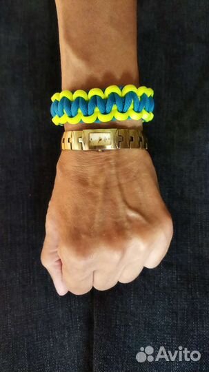 Цветные браслеты из паракорда