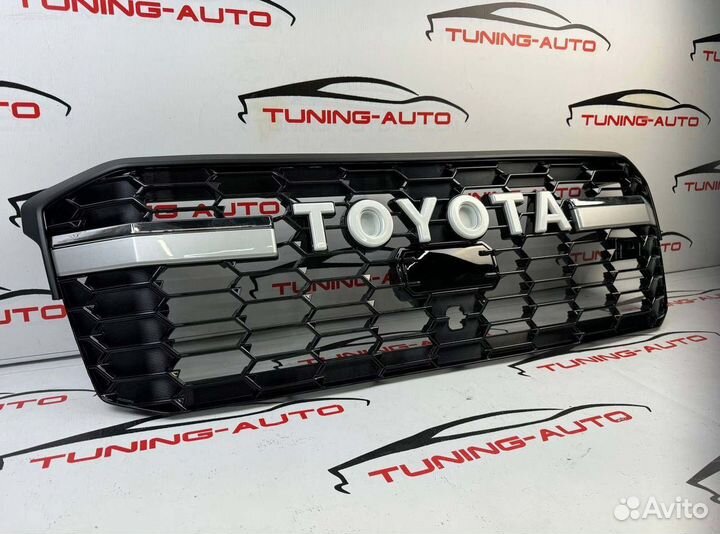 Решетка радиатора Toyota Land Cruiser 300 стиль GR