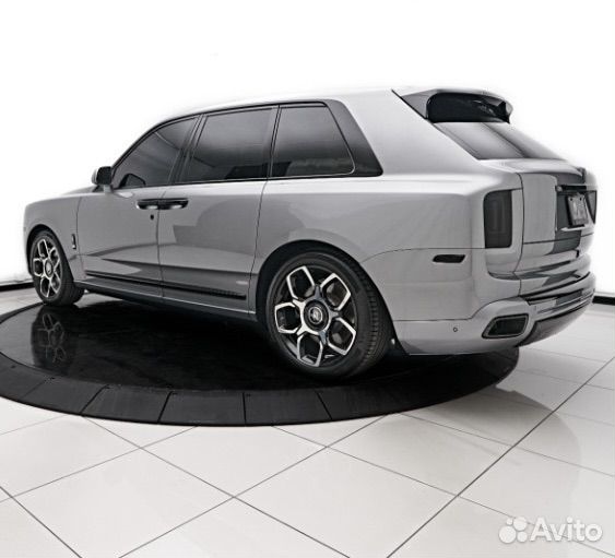 Rolls Royce Cullinan обновление в 2025