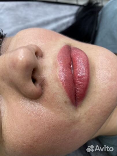 Брови волоски и напыление.Татуаж губ,век. Тату